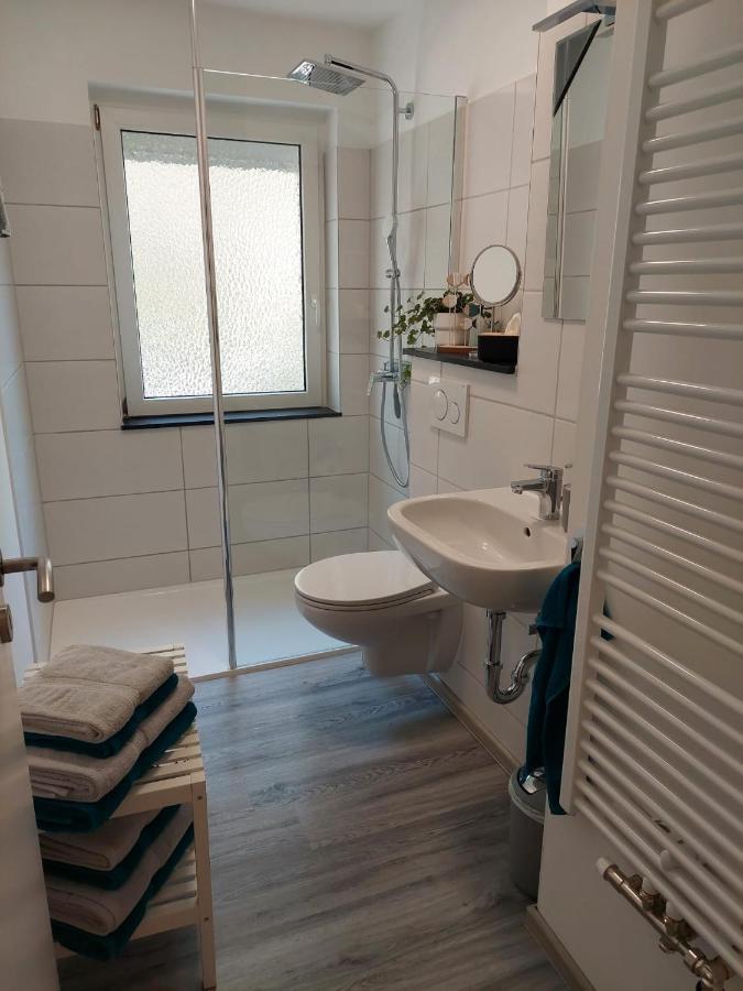 Gemuetliches, Voll Ausgestattetes Apartment Halle  Kültér fotó