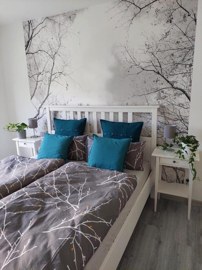 Gemuetliches, Voll Ausgestattetes Apartment Halle  Kültér fotó